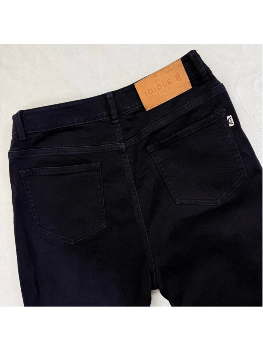 Icicle Made In Earth Black Jeans Women’s Size 29 Sustainable Designer Denim Pant